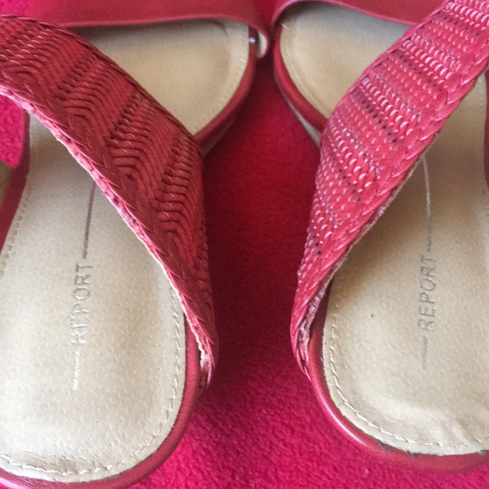 Report Size 6 Shoes - Picture 2 of 5